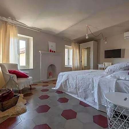 Perfect Night Bed & Breakfast 3*